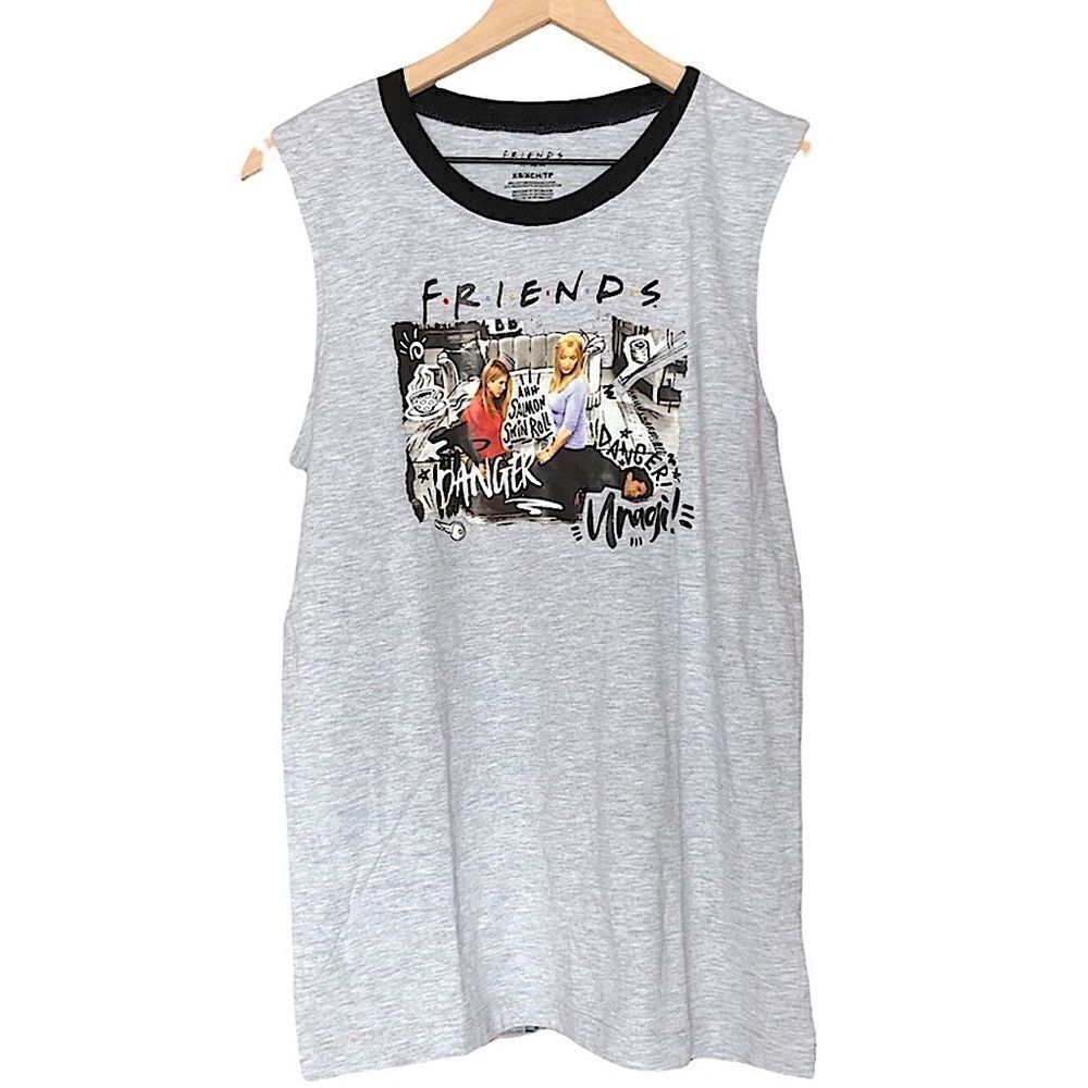 NWT Friends Sleeveless Crew Neck Graphic Muscle Tank in Grey Size XS